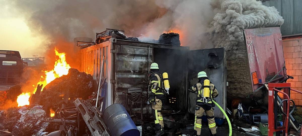 Rauchwolke über Bottrop