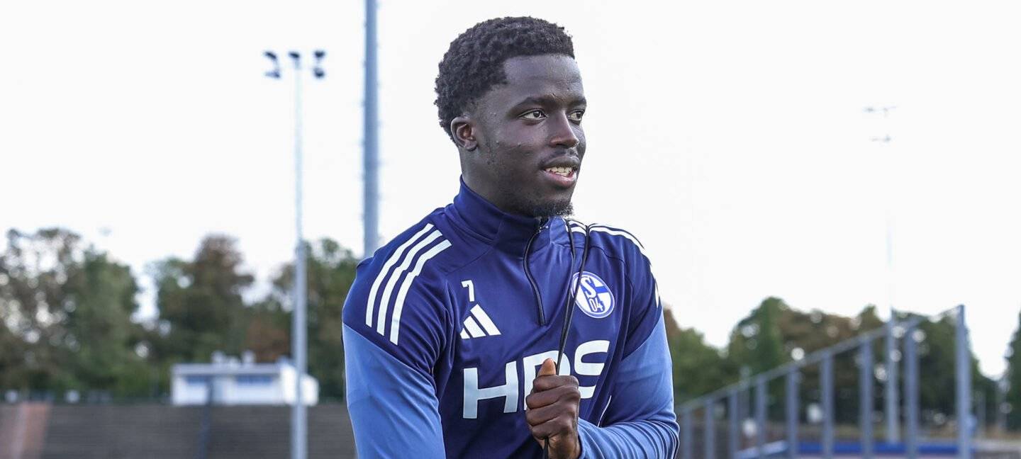 Schalke-Angreifer fällt mehrere Wochen aus