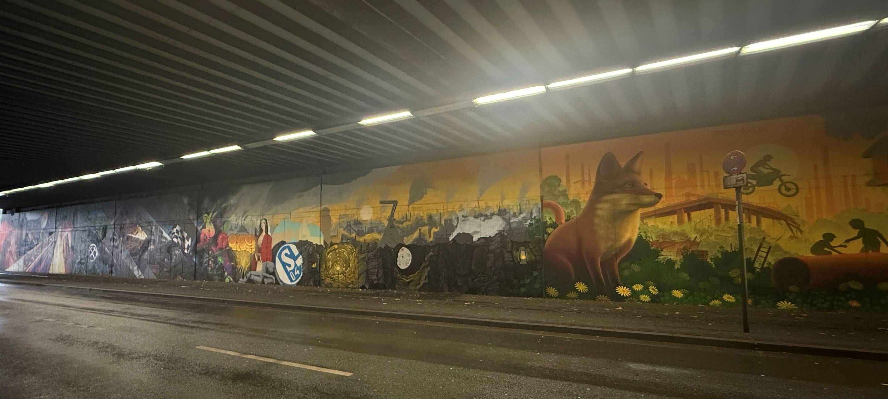 Gelsenkirchener Bahnunterführung ist verschönert