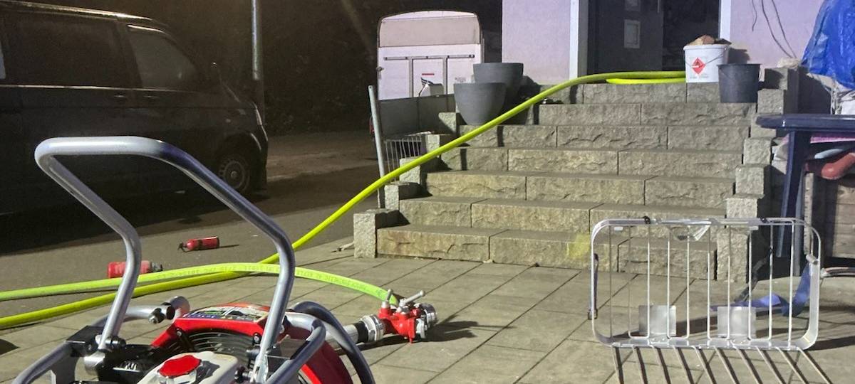 Feuerwehr Bottrop rettet Katzen aus brennender Wohnung