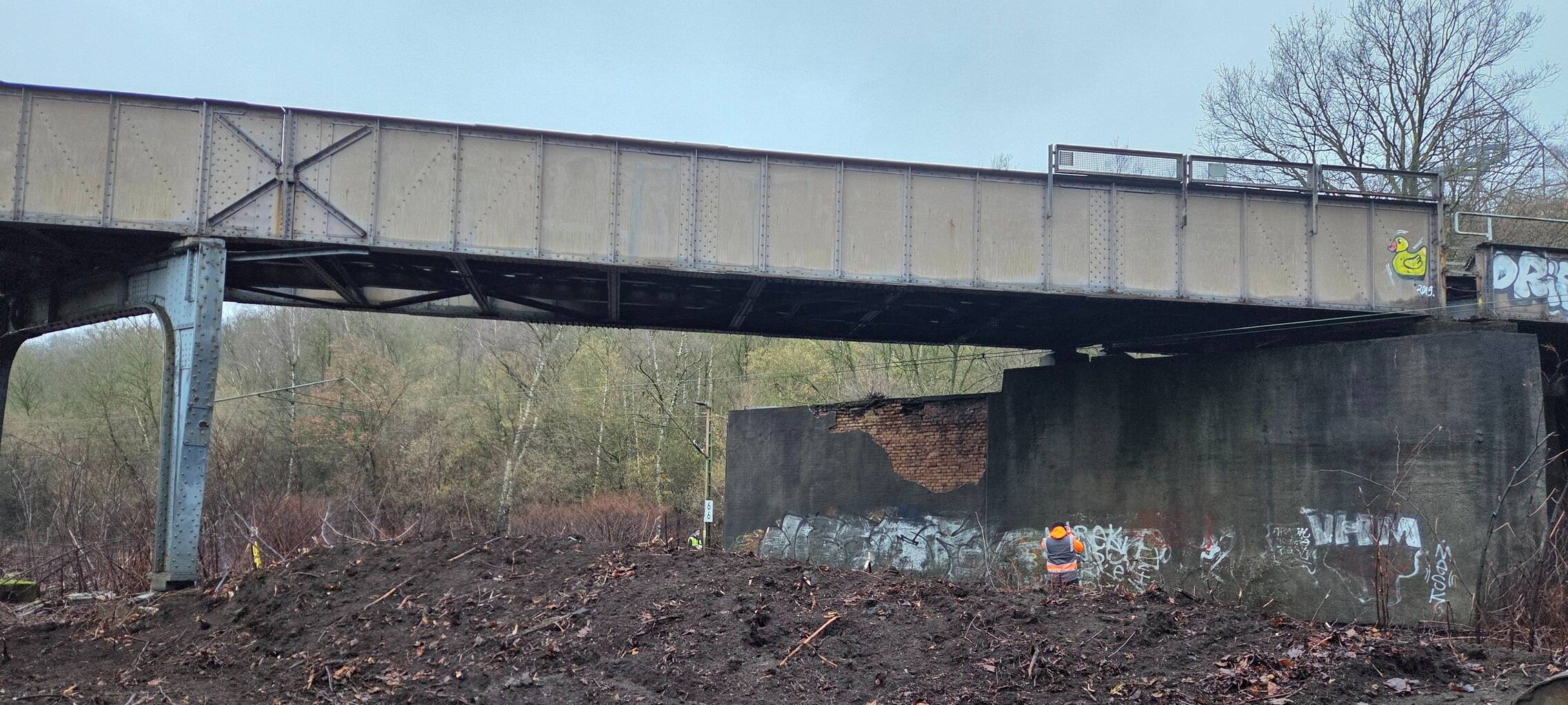 Brücke am Tetraeder wird wegen Frostschäden abgerissen