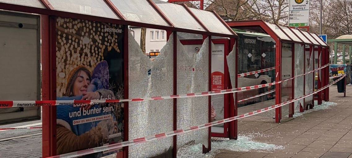 Bushaltestellen zerstört