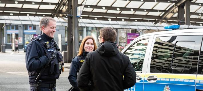Mobile Wache am ZOB in Recklinghausen; Quelle: Polizei Recklinghausen