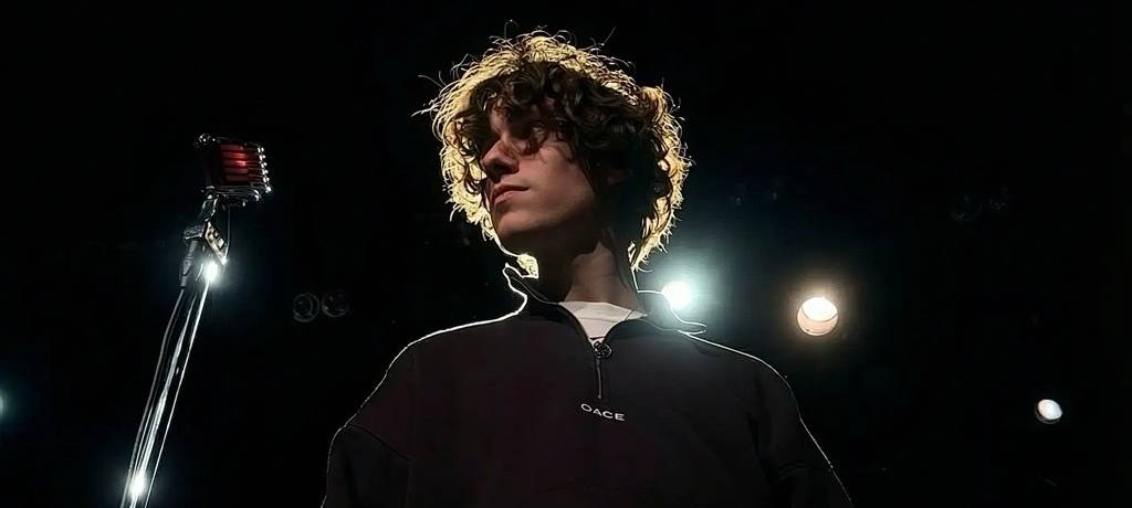 Facettenreich und emotional: joeridesthesky in den Ruhrcharts