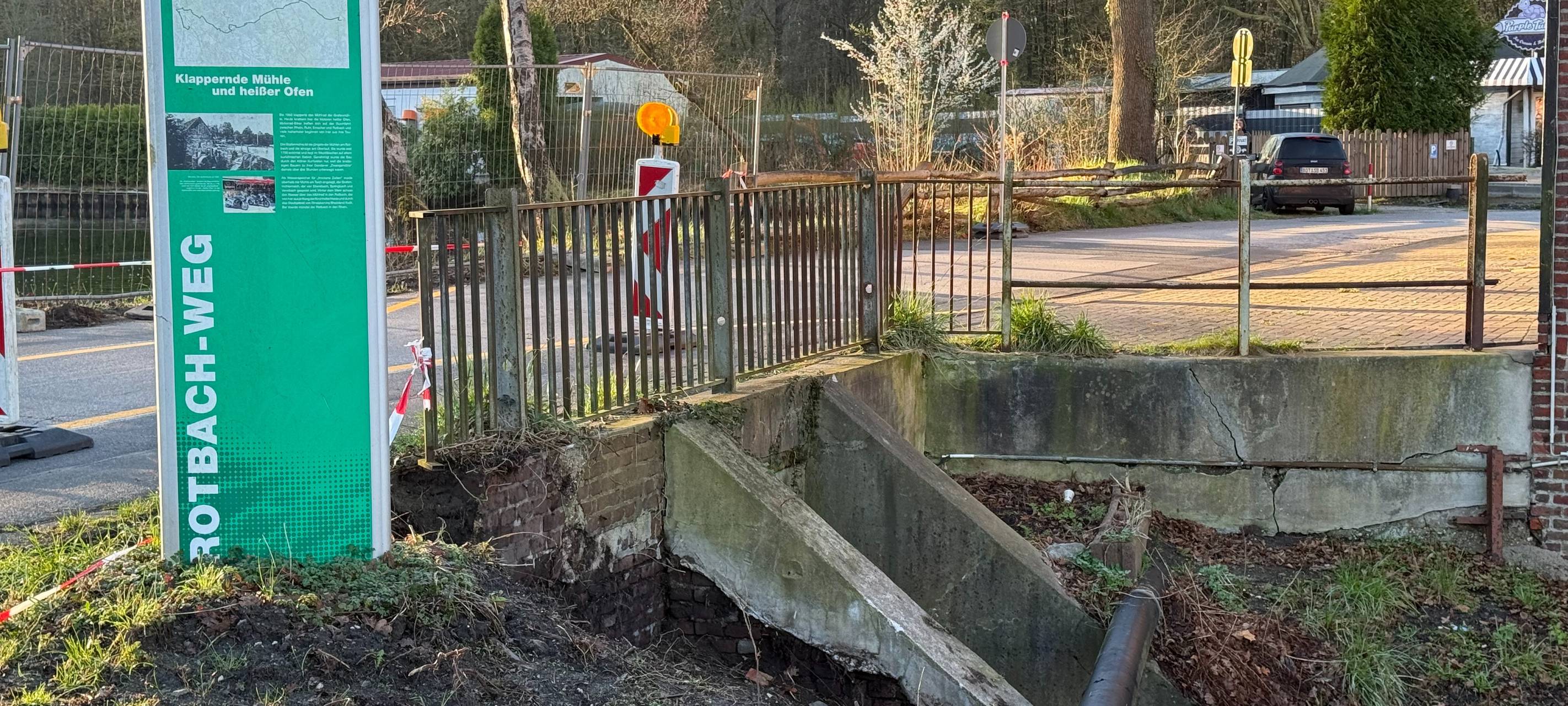 Bottrop erneuert Stauwehr und Brücke an der Grafenmühle