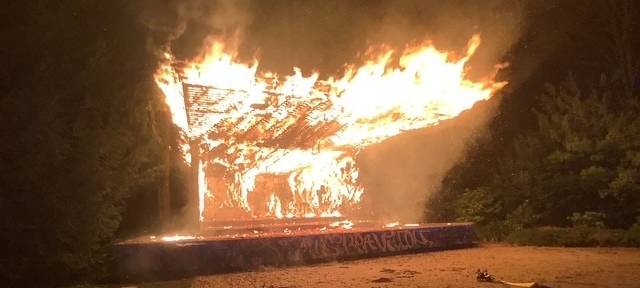 Musikpavillon im Gelsenkirchener Stadtgarten ist abgebrannt
