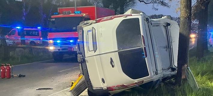 Der verunfallte Kleintransporter