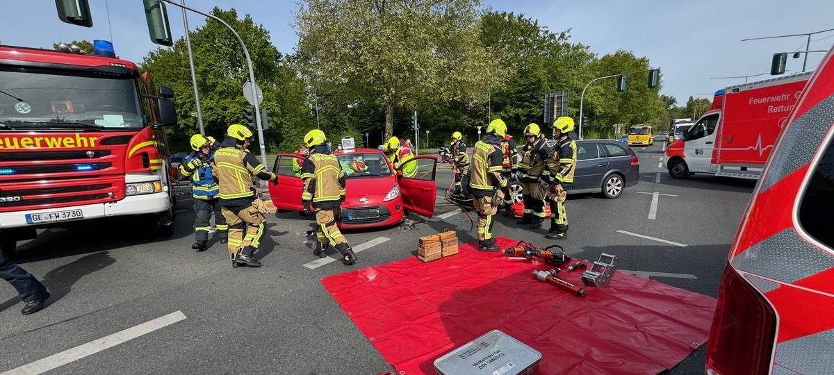 Unfall mit zwei Verletzten in Gelsenkirchen-Erle