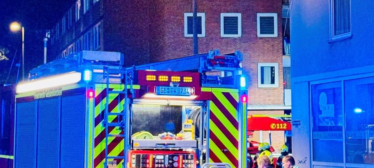 Gelsenkirchen: Feuerwehr rettet Bewohner bei zwei Bränden