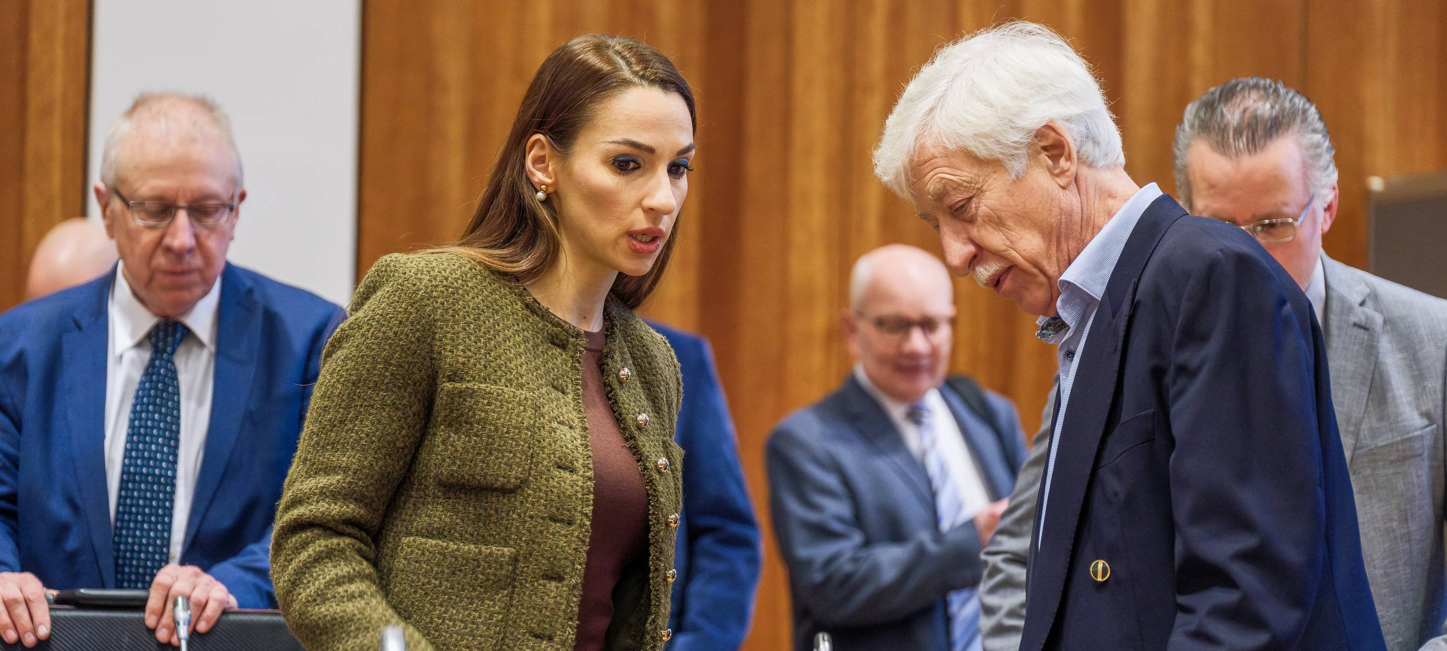 Bündnis fordert Abberufung von AfD-Bürgermeister
