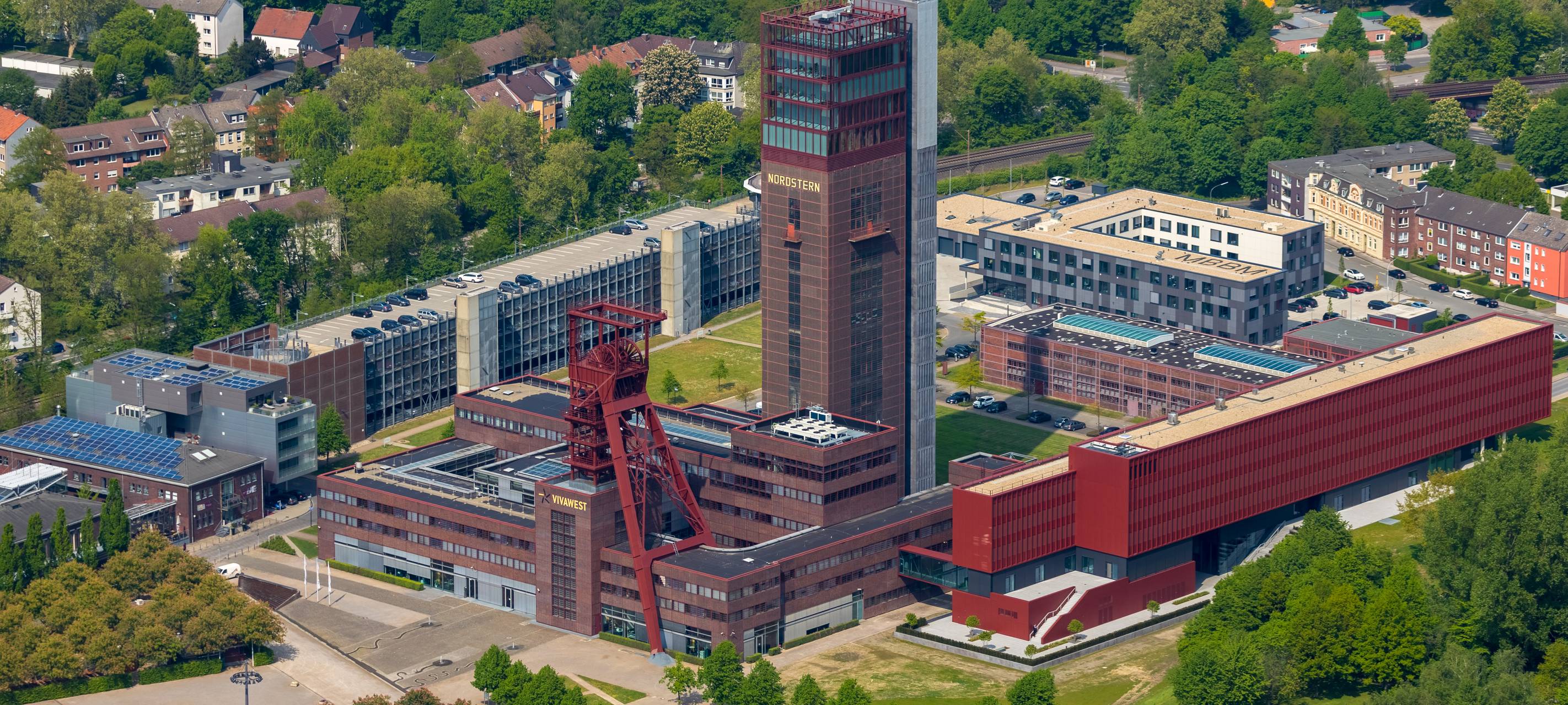 Luftbild des Gewerbeparks im Nordsternpark in Gelsenkirchen.