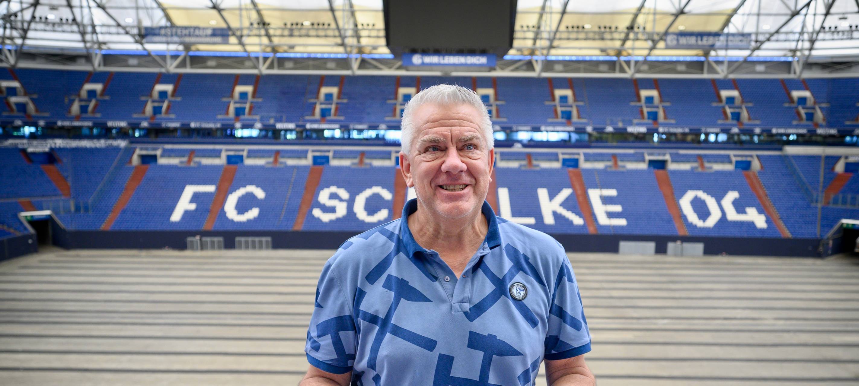 Schalke-Stadionsprecher hört auf