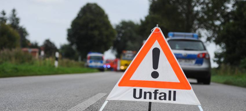 Symbolbild eines Autounfalls