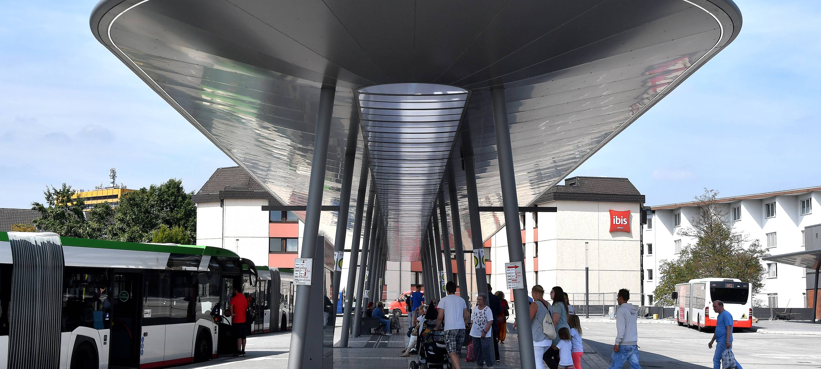 Symbolbild des Busbahnhofes am Gelsenkirchener Hauptbahnhof