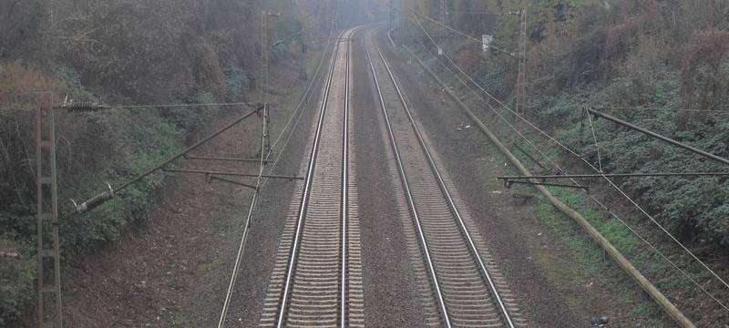 Erster kleiner Herbststurm sorgt für kleinere Einsätze und Zugausfälle