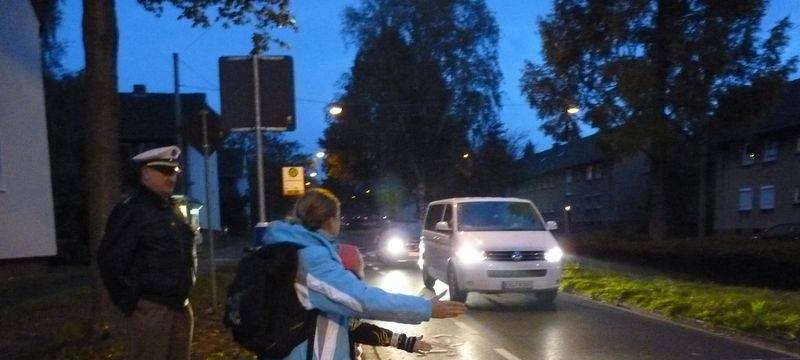 Gladbecker Polizei übt sicheres Verhalten im Straßenverkehr