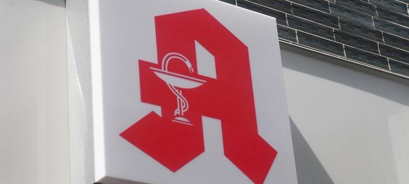 Gelsenkirchener Apotheke spendet für die Tafel