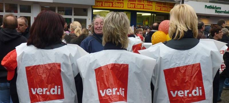1.000 städtische Mitarbeiter machen bei Warnstreik in Gelsenkirchen mit