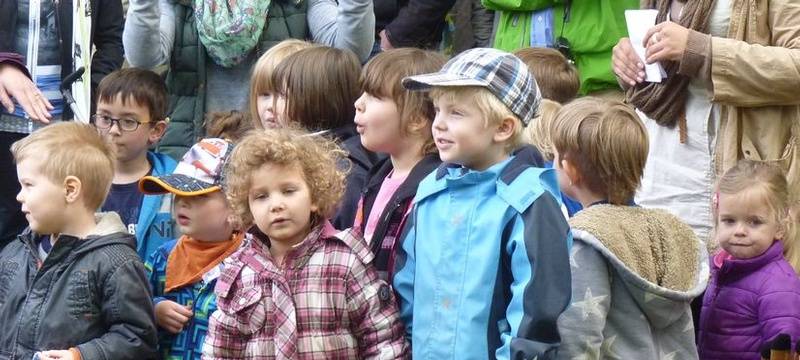 Kinder fahren heute kostenlos mit Bus und Bahn