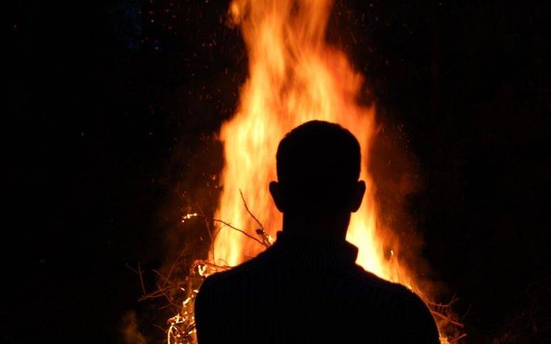 Städte erinnern Keine Osterfeuer anzünden! Radio