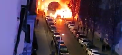 Auto brennt in Gelsenkirchen-Ückendorf